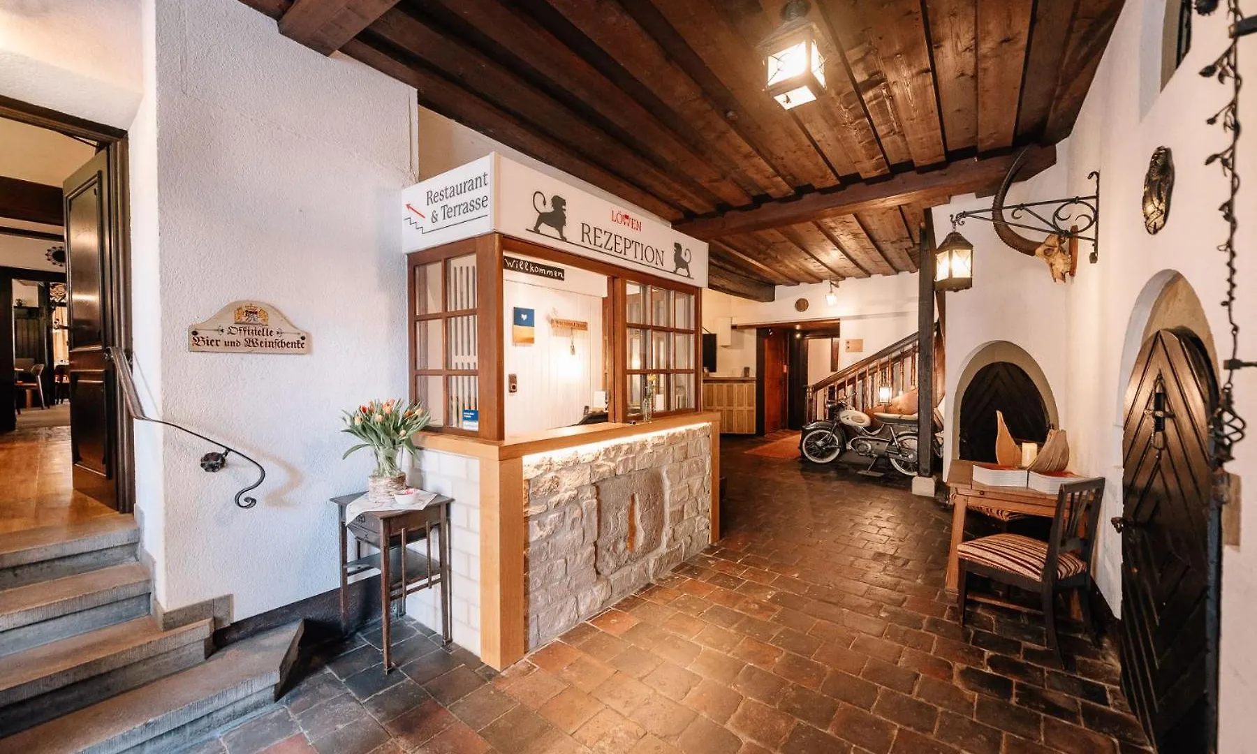 Loewen Hotel & Restaurant 马克特布赖特
